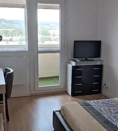 Chambre Prive Avec Loggia Chez L'Habitant Champigneulles Exterior foto